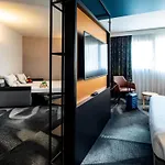 Novotel 4* Μπον