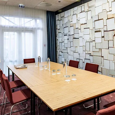 Hotel Novotel Beaune 4*