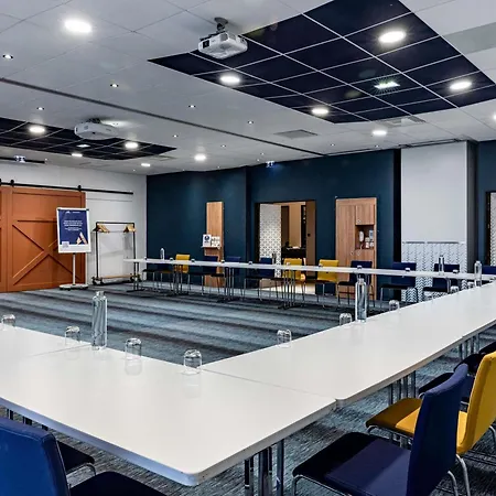 Novotel Otel Beaune (Cote d'Or)