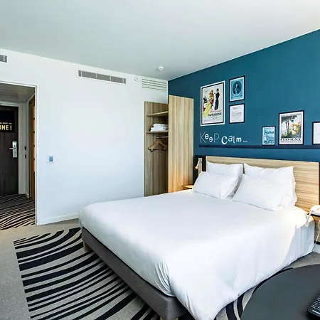 Novotel Otel Beaune (Cote d'Or)