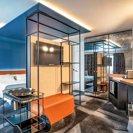 Novotel 4*