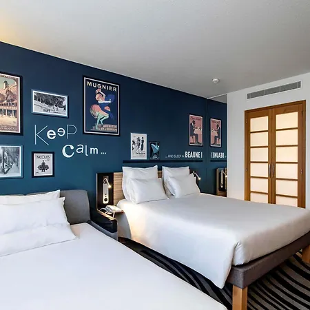 Novotel 4*