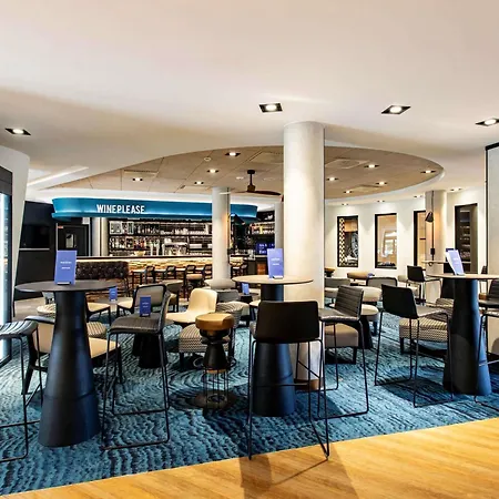 Novotel 4* Beaune (Cote d'Or)